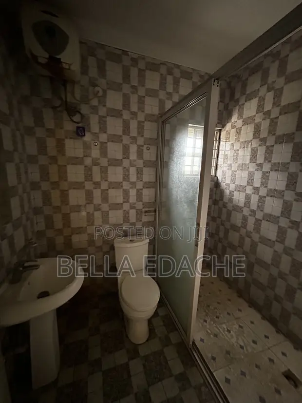 2 Bedroom Apartment for Sale in Katampe (Main), Abuja - 1