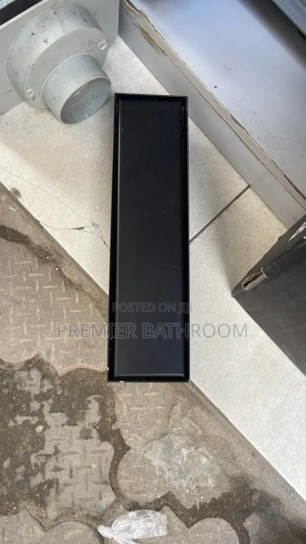 30cm Black Floor Drain for Tiles - 1
