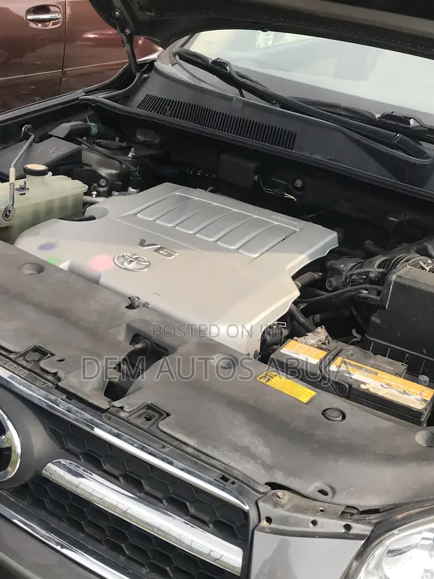 Toyota RAV4 2012 Brown - 1