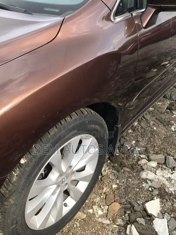 Toyota Venza 2014 Maroon - 1