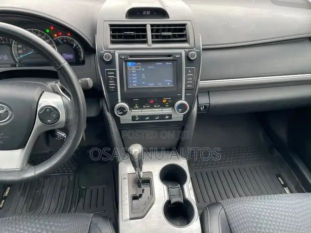 2014 Toyota Camry Sport Edition - 1