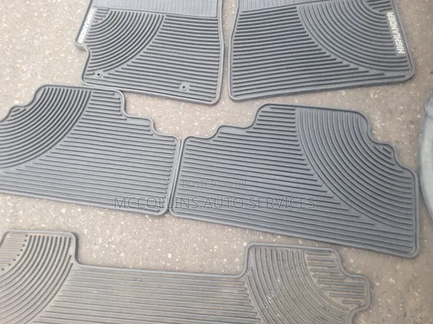 Tushen Kafa na Toyota Highlander 2008-2012 - 1