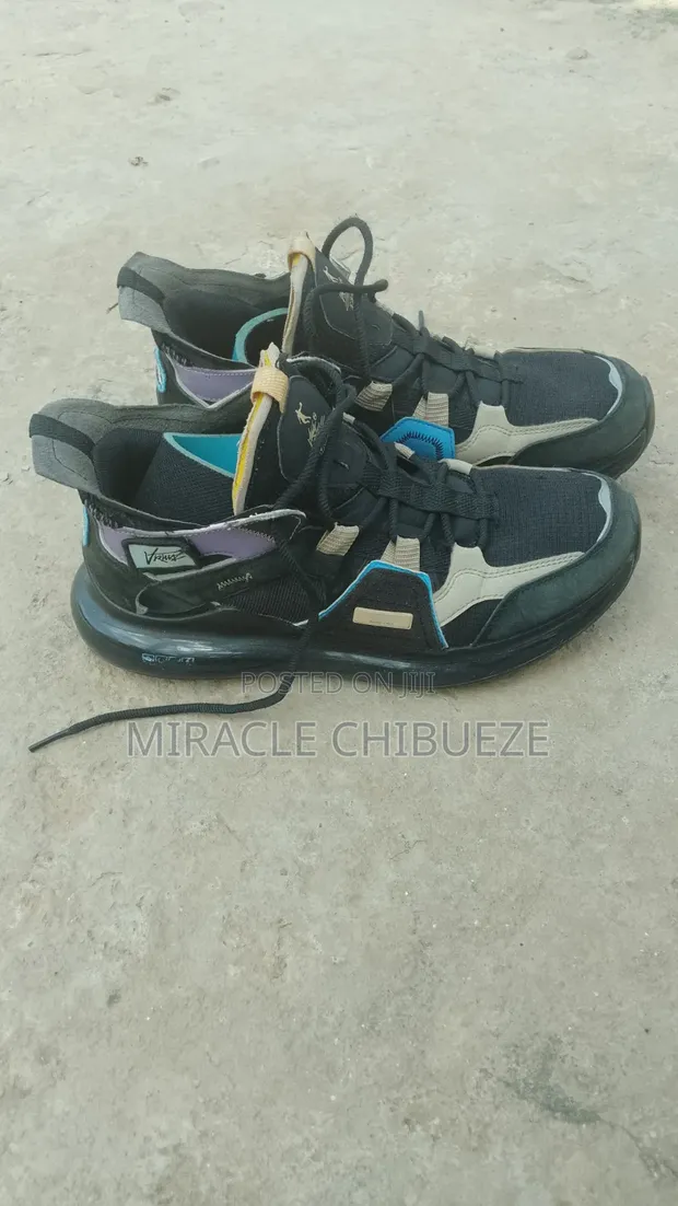High Quality Sports Shoe - Used - 1