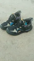 High Quality Sports Shoe - Used - 2