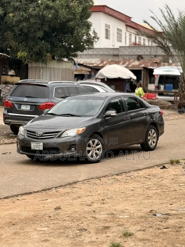 2012 Toyota Corolla Gray - 1