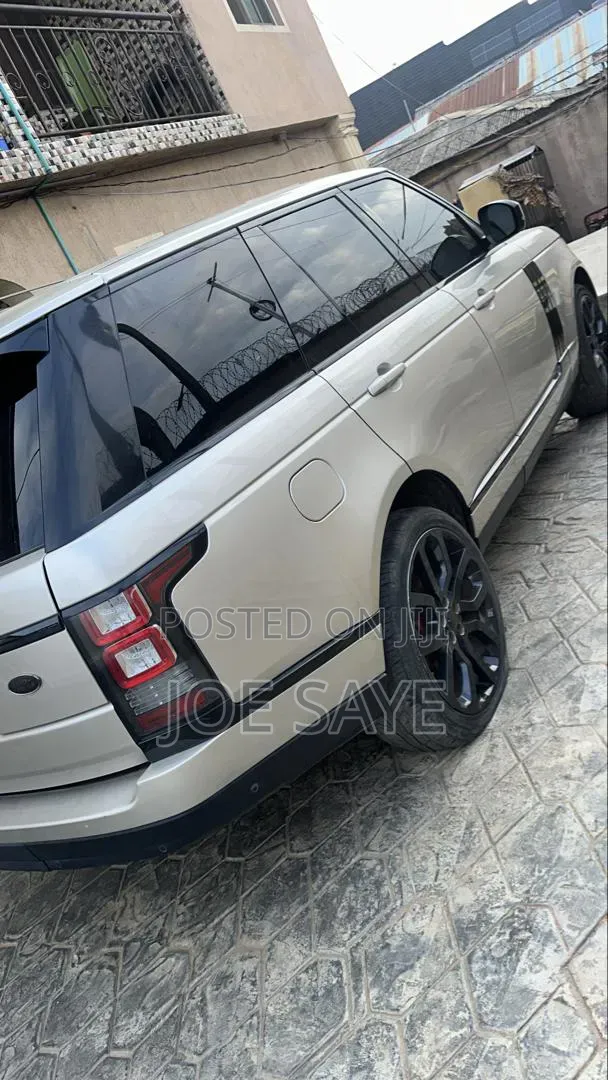 Land Rover Range Rover 2016 Silver - 1