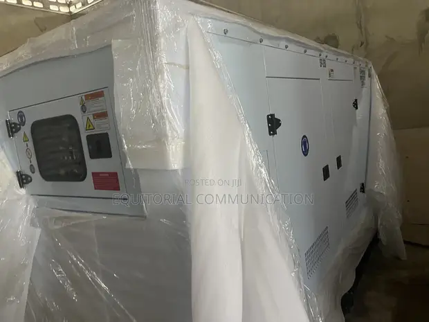 250KVA Perkins Injini Mai Rufe (Soundproof) na Diesel - 1