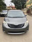 Toyota Sienna LE 7 Passenger 2011 Kore - 3