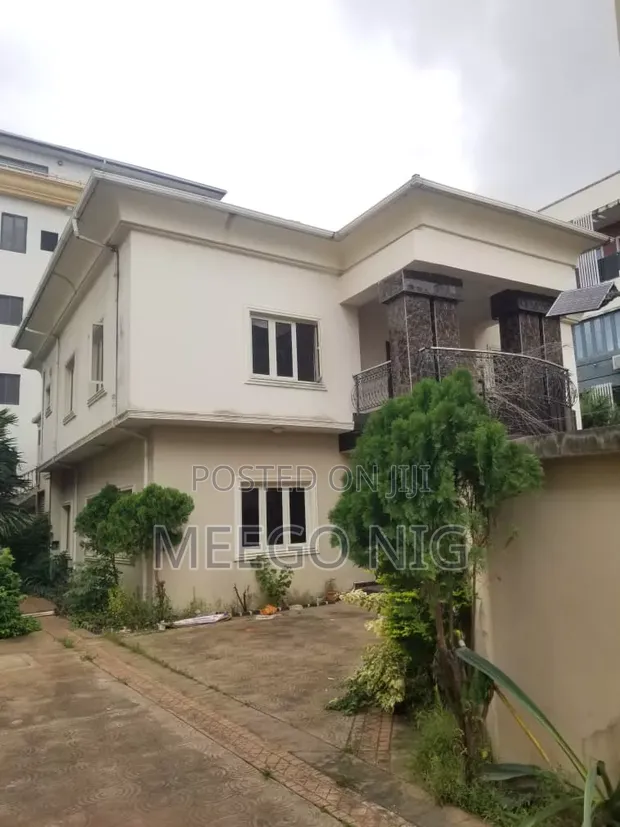 5-Bedroom Luxury Duplex for Rent in Olori Mojisola Estate, Ikoyi - 1