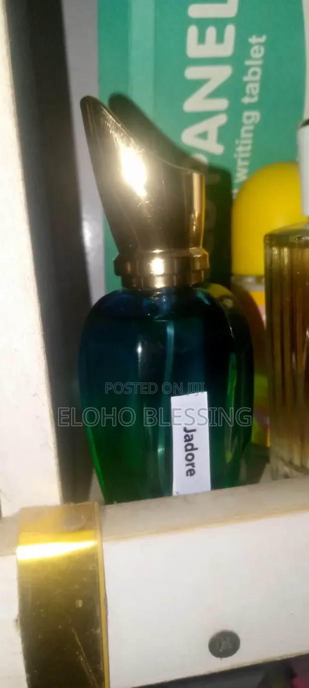 Wholesale Oil Perfume, Body Sprays & Roll-ons - 1