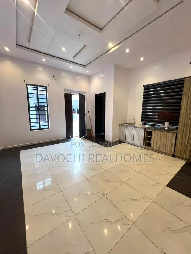 1 Bedroom Mini Flat for Rent in Chevron, Lekki - 1