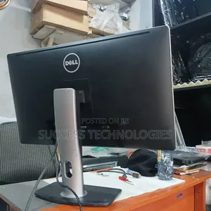 Dell P2715Qt 27-Inch Ultra HD 4K IPS Monitor