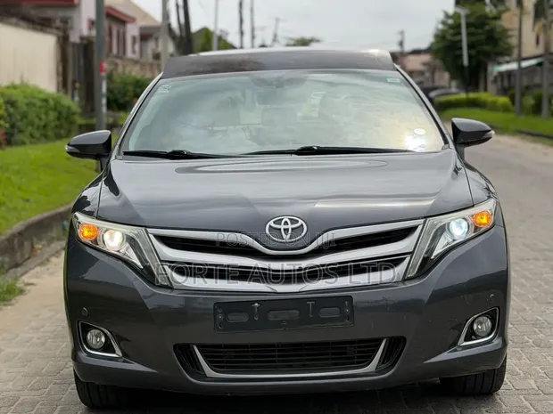 Toyota Venza Limited 2014 Gray - 1