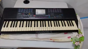 Yamaha PSR-E230 Electronic Keyboard