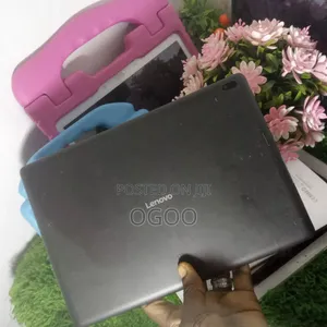 Lenovo Tab E10 16GB Black (Used)