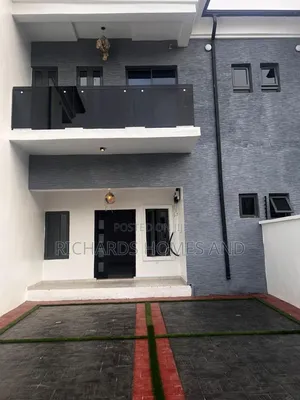 3 Bedroom Duplex a Hayar a Dpkay Estate, Ikota