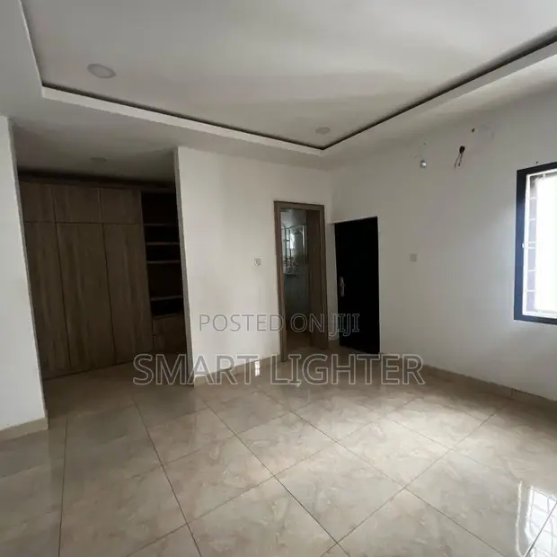 4-Bedroom Townhouse/Terrace in Jahi for Sale - 1