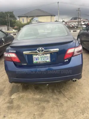 Toyota Camry SE 2009 Blue