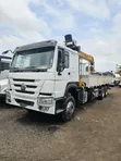 SINOTRUK HOWO 12.5-Ton Crane Truck Mai Hydraulic - 2