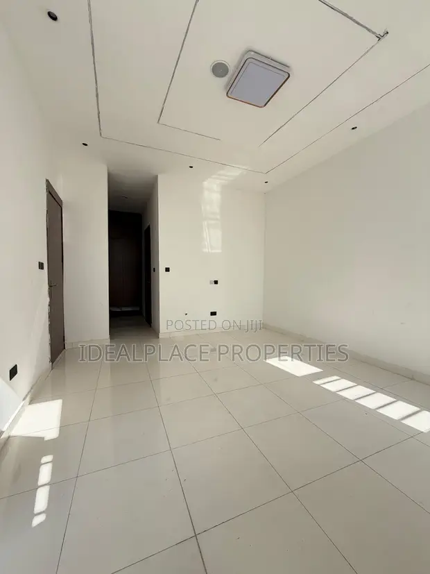 3-Bedroom Duplex Don Sayarwa a Sangotedo - 1