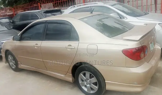 Toyota Corolla S 2004 Gold - 1