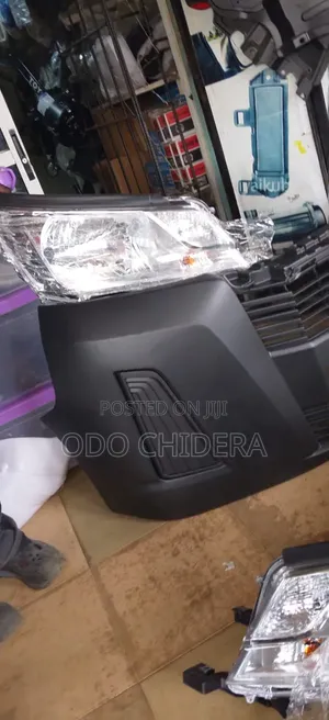 Hummer Bus (Hiace) Head Lamp - Sabon Abu