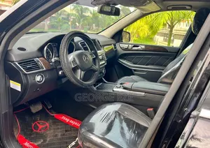 2013 Mercedes-Benz ML-350 Black