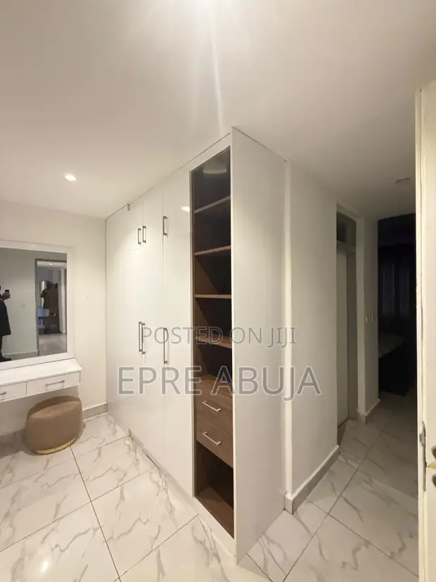 2 Bed Apartment don haya a Mabushi, Abuja - 1