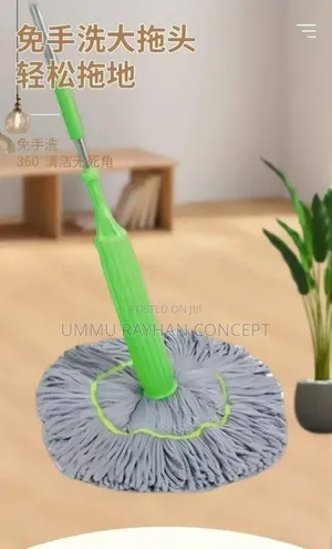 Brand New Green Hand-Free Self-Squeeze Mopping Stick