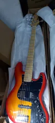 Fender Jazz Bass Guitar (5-String, Jajaye, Sabon Hannu) - 2