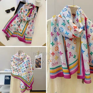 Kyakyawar Louis Vuitton Scarf Mai Launuka