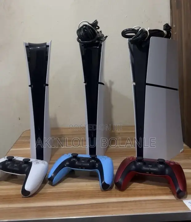 PlayStation 5 Slim - Foreign Used - 1