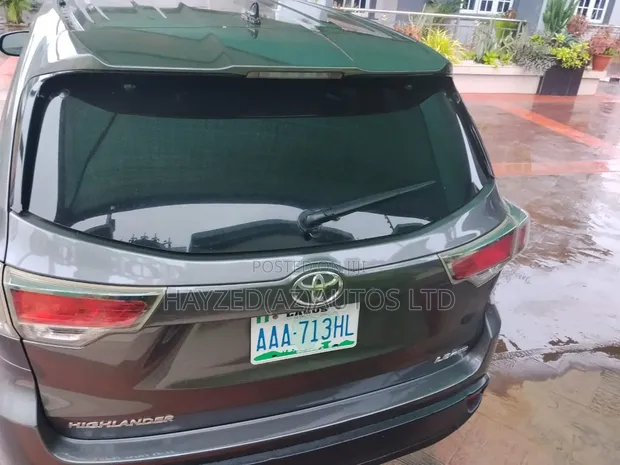 Toyota Highlander Limited SUV ta 2015 - 1