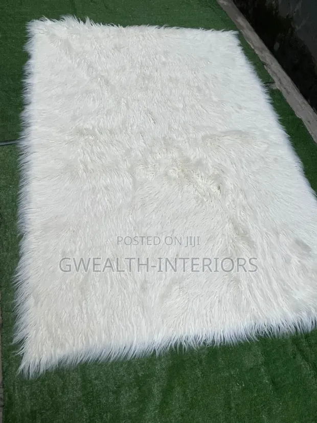 Pure White Fluffy Center Rugs - Brand New - 1