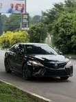 2018 Toyota Camry XSE - 3