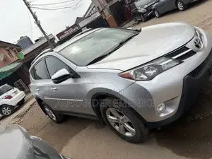 Toyota RAV4 2013 Silver