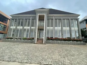 Sabon Gina Plaza Don Siyarwa, Gwarinpa