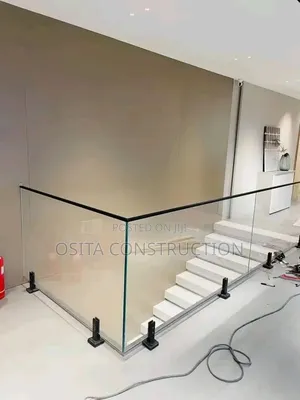 10mm Tempered White Glass Handrail