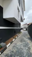 Gidan Bacci 6 dakuna na haya a Victoria Island Extension - 3