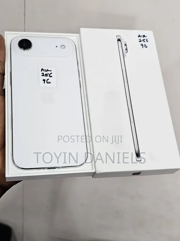 Apple iPhone Air 256GB White - 1