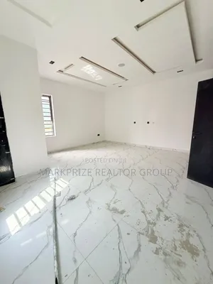4 Bedroom Semi-Detached Duplex a ke Magodo GRA Phase 1