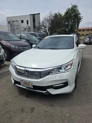 2017 Honda Accord Sport SE Sedan - White