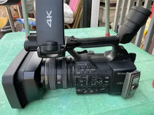 Sony FDR-AX1 4K Camcorder