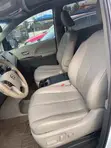 2014 Toyota Sienna XLE AWD Minivan - 4