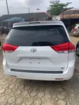 2014 Toyota Sienna XLE AWD Minivan - 5