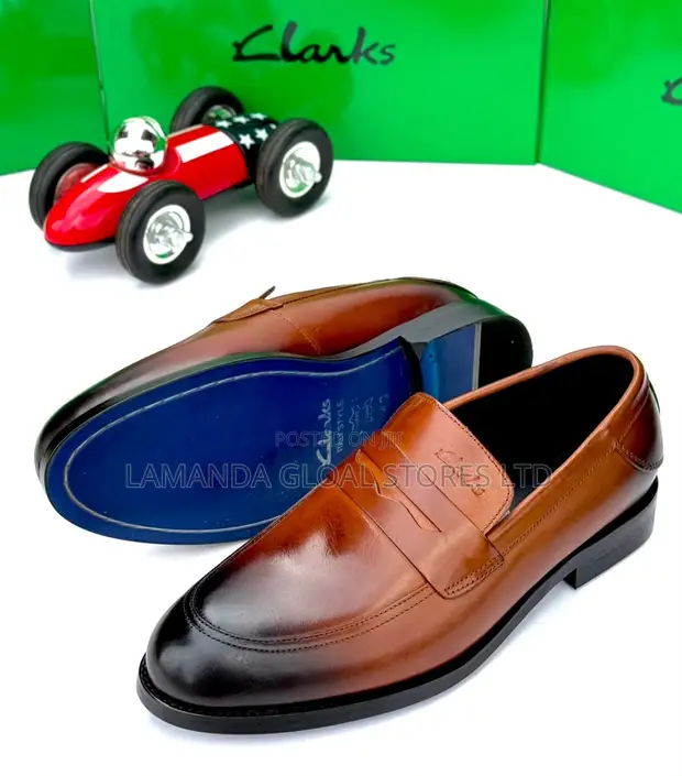 Sabon Clarks Tan Burnished Leather Penny Loafers - 1