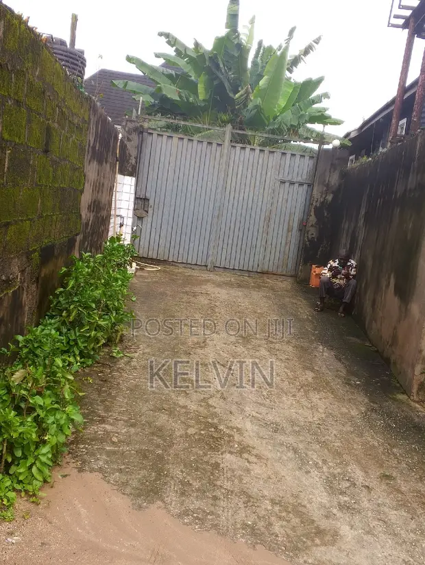 Furnished 4-Bedroom Bungalow in Osisioma Ngwa for Sale - 1