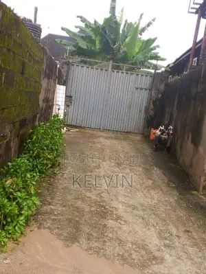 Gidan Gyara 4 Bedroom a Osisioma Ngwa Don Siyarwa