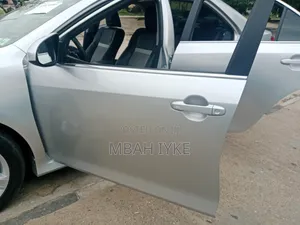 2012 Toyota Camry XLE Silver