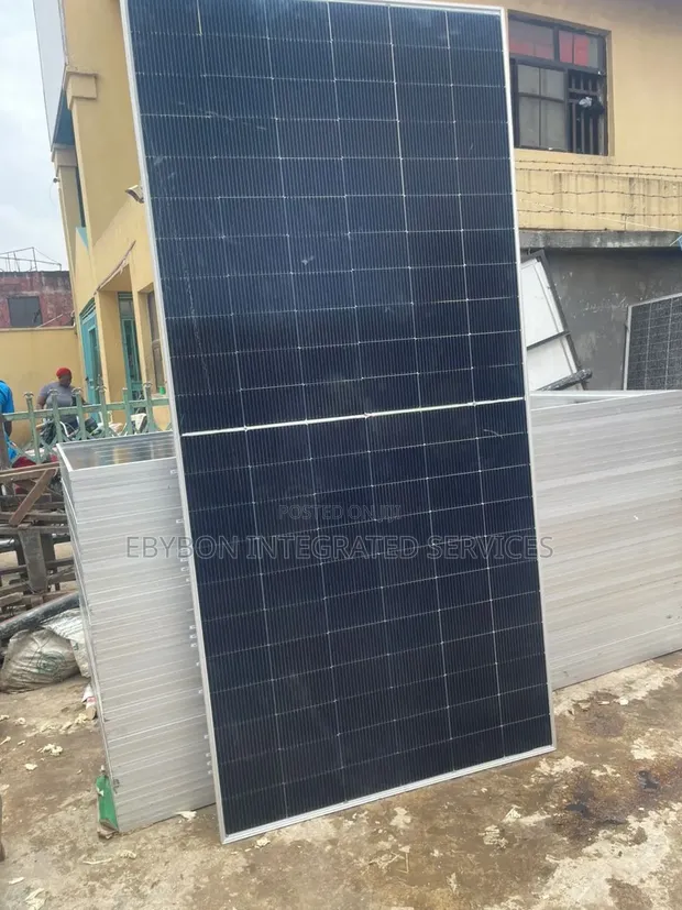LEC 650W Solar Panel - 1